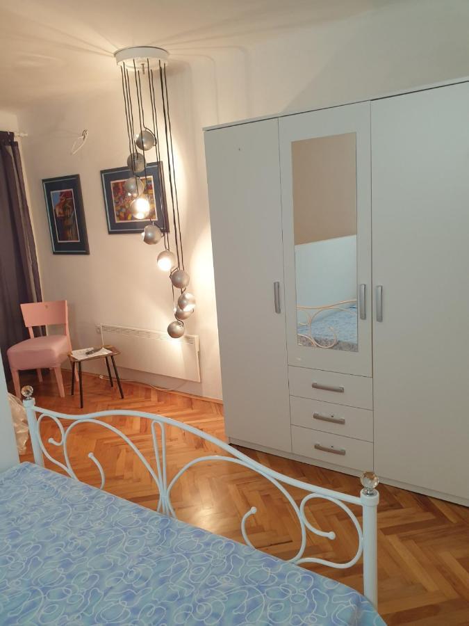 Apartman P-E بولا المظهر الخارجي الصورة